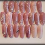 Elisa_royalnails Estetista - Trattamento Trattamenti Mani e Piedi 1231